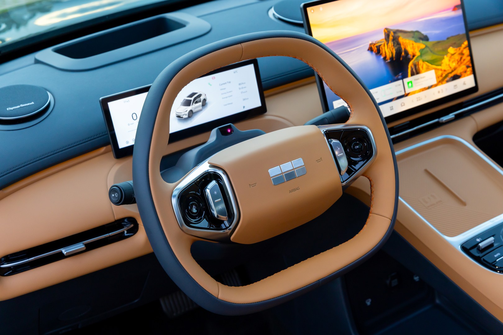 Οδηγούμε το νέο Geely Starray EM-i μέχρι τη Νεμέα