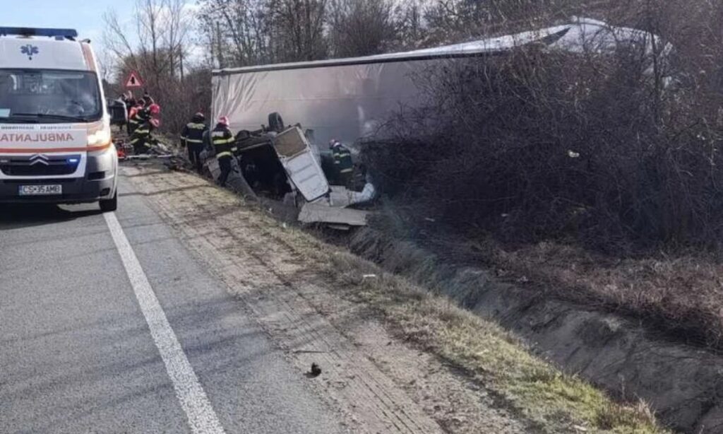 Νέα τραγωδία στον «δρόμο του θανάτου» στη Ρουμανία: Τρεις νεκροί σε τροχαίο κοντά στο σημείο που σκοτώθηκαν οι φίλαθλοι του ΠΑΟΚ