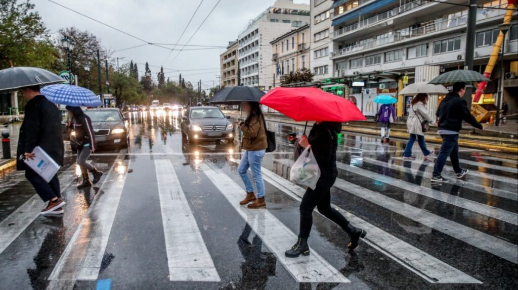 Καιρός: Άστατος την Τσικνοπέμπτη, τρία τα βαρομετρικά χαμηλά έως την Κυριακή - Πού θα σημειωθούν βροχές