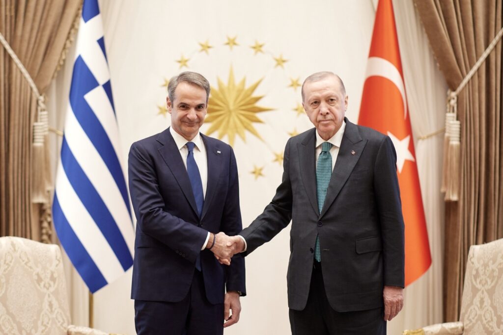 260211184831_mitsotakis_erdogan_xeirapsia