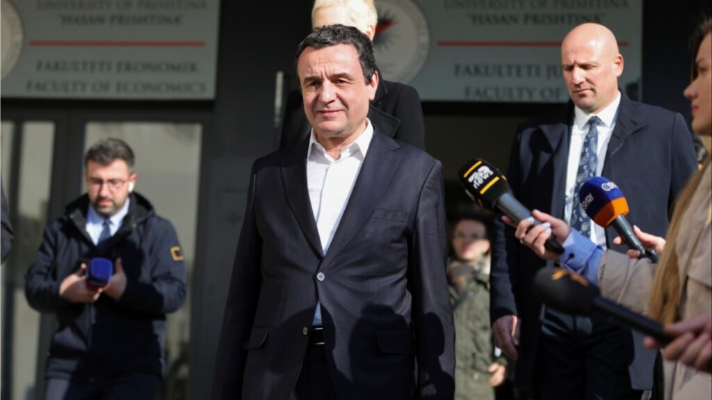 Κόσοβο: Το κοινοβούλιο εξέλεξε νέα κυβέρνηση με πρωθυπουργό τον Άλμπιν Κούρτι