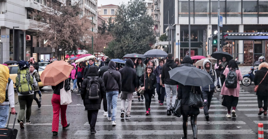 Νέο έκτακτο δελτίο της ΕΜΥ: Πορτοκαλί προειδοποίηση για ισχυρές βροχές και καταιγίδες από το απόγευμα