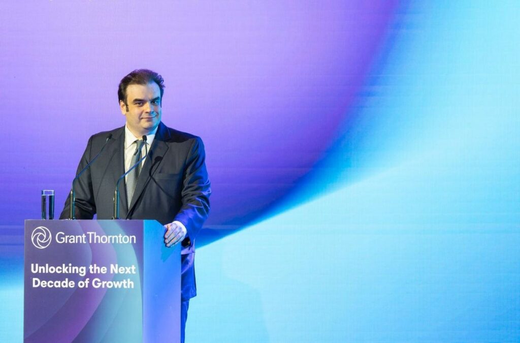 Κυριάκος Πιερρακάκης: «Συνομιλούμε ως ίσος προς ίσο» – Το νέο αναπτυξιακό αφήγημα μετά την Άγκυρα