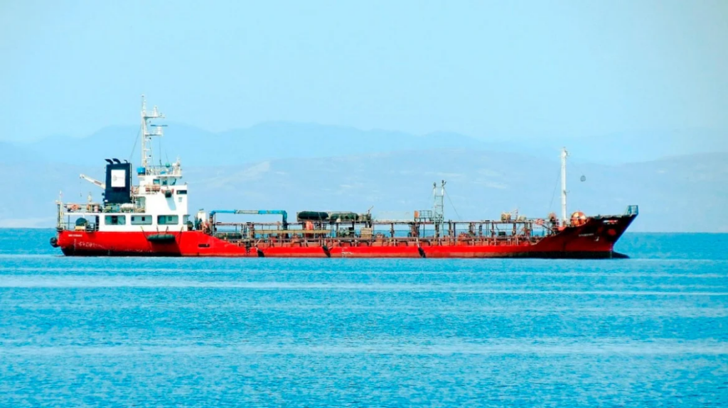 Τρία τάνκερ που σχετίζονται με το Ιράν κατέσχεσε η Ινδία μέσα σε ένα μήνα