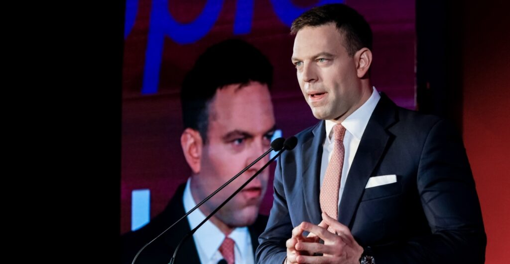 Κασσελάκης κατά Τσίπρα: Παραιτείται, υπονομεύει τον διάδοχό του και κάνει rebranding - Αυτό δεν είναι λύση για το μέλλον