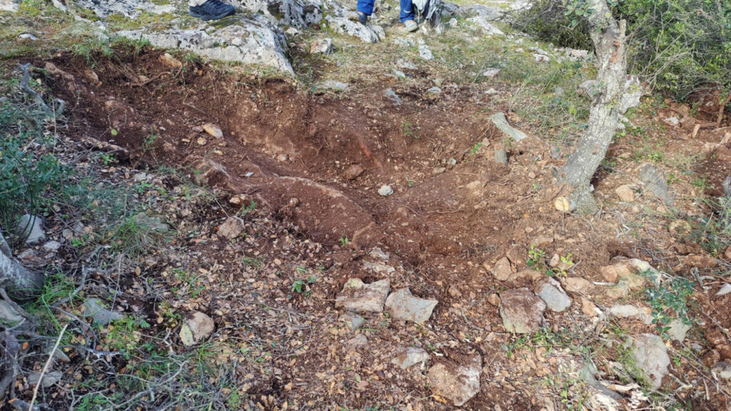 Θεσσαλονίκη: Έμπαιναν μέσα σε αρχαιολογικούς χώρους με 4X4 και έσκαβαν για να βρουν αρχαία