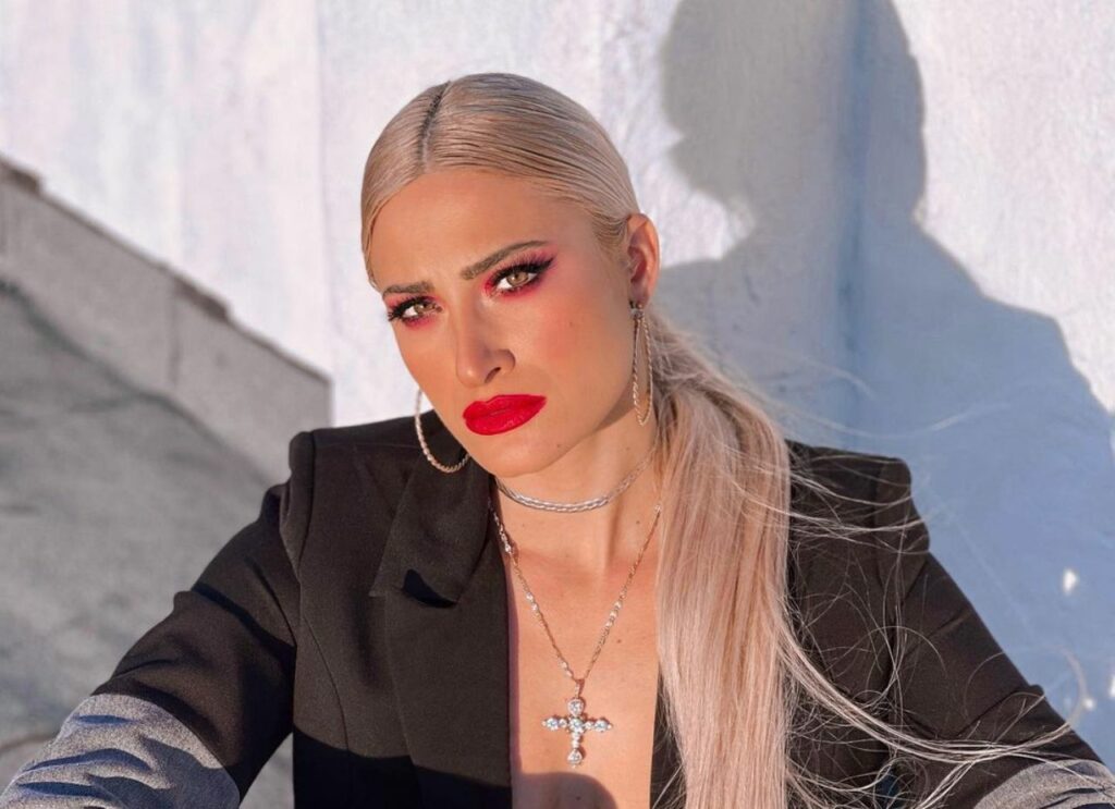 Ιωάννα Τούνη στους haters της: Λογικά δεν κάνω τίποτα στη ζωή μου και είμαι κακό πρότυπο για τα νέα παιδιά