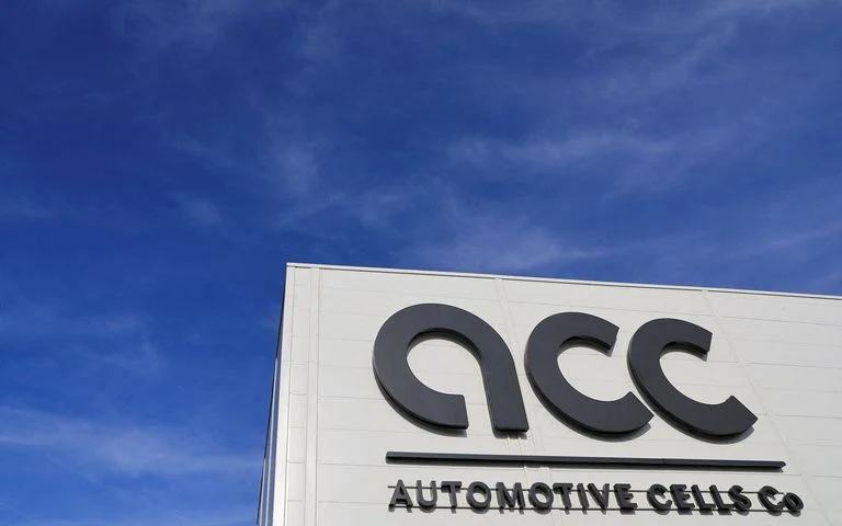 Κοινοπραξία ACC: Εγκαταλείπει τα σχέδια για γιγα-εργοστάσια στην Ιταλία και τη Γερμανία