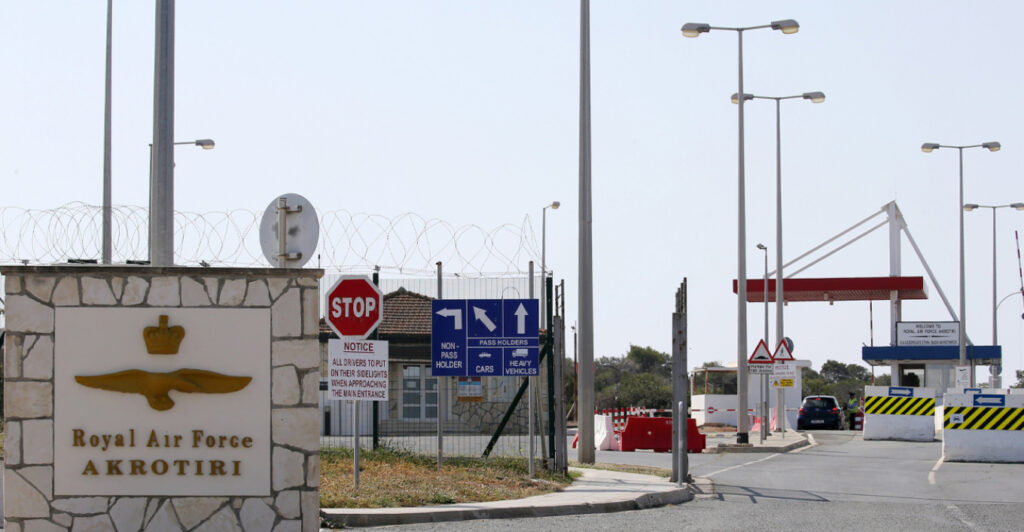 Drone τύπου Shahed χτύπησε τον διάδρομο στη βάση RAF Ακρωτηρίου στην Κύπρο - Λαμβάνονται όλα τα μέτρα, λέει το Λονδίνο