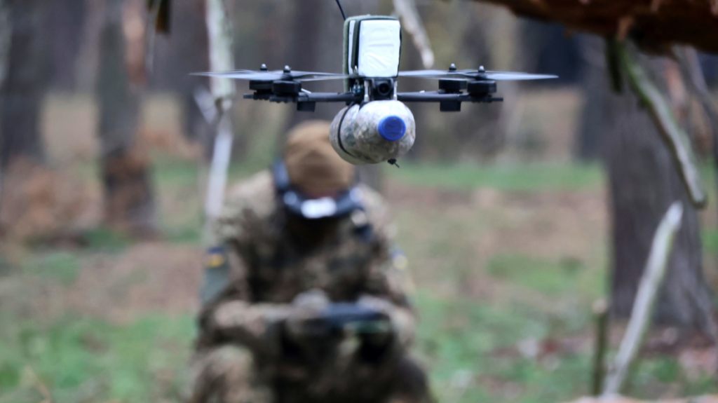 Ουκρανία: Ρωσικό drone χτύπησε επιβατικό τρένο - Ένας νεκρός και αρκετοί οι τραυματίες