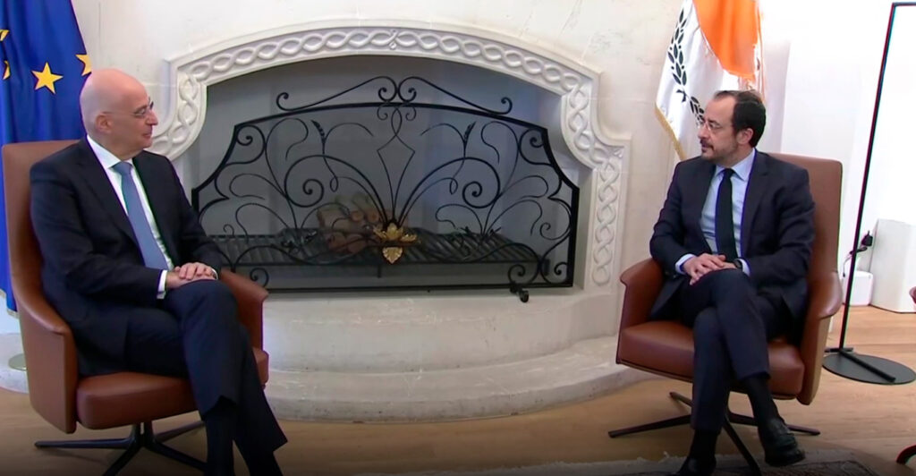 Δένδιας: Είμαστε συνολικά και απολύτως στη διάθεση της Κύπρου - Χριστοδουλίδης: Ευχαριστώ την Ελλάδα, δείχνει πώς πρέπει να αντιδράσει η Ευρώπη