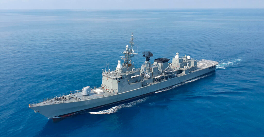 Υποβρύχιο βύθισε ιρανική φρεγάτα ανοιχτά της Σρι Λάνκα - Πολλοί νεκροί και τουλάχιστον 140 αγνοούμενοι