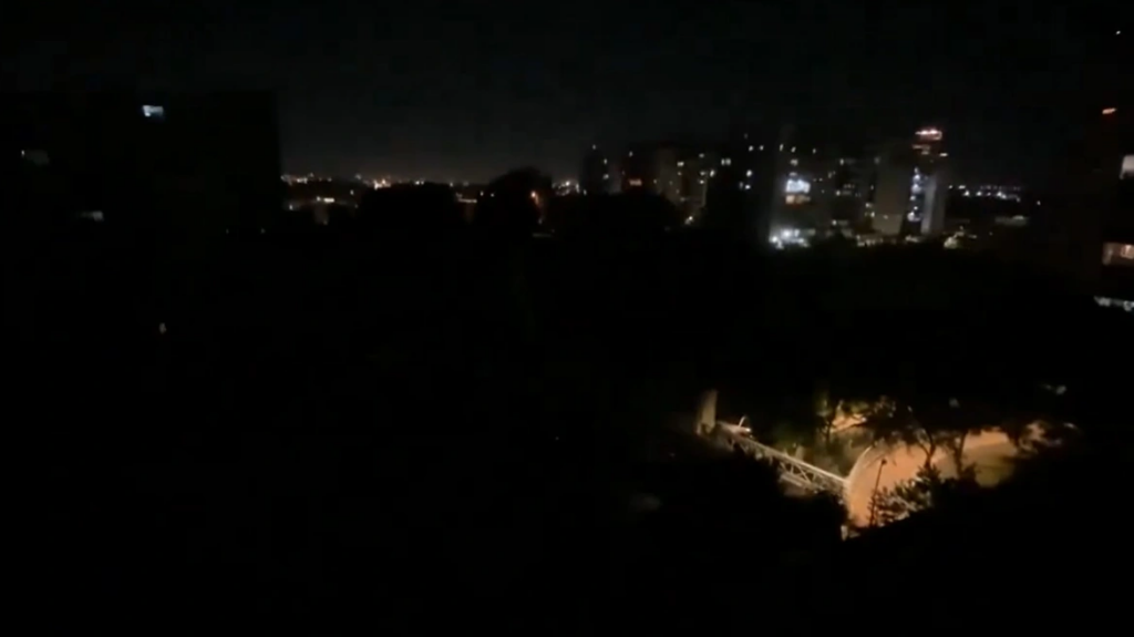 Ιράκ: Μπλακάουτ σε όλο το ηλεκτρικό δίκτυο της χώρας - Να φύγουν οι πολίτες τους από τη χώρα ζητούν οι ΗΠΑ