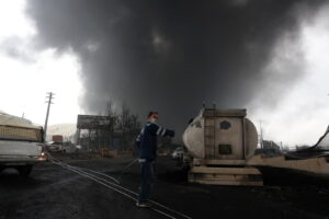 Axios: Οι ΗΠΑ διαφώνησαν με το Ισραήλ για τους βομβαρδισμούς σε δεξαμενές πετρελαίου στην Τεχεράνη, τι φοβάται η Ουάσινγκτον