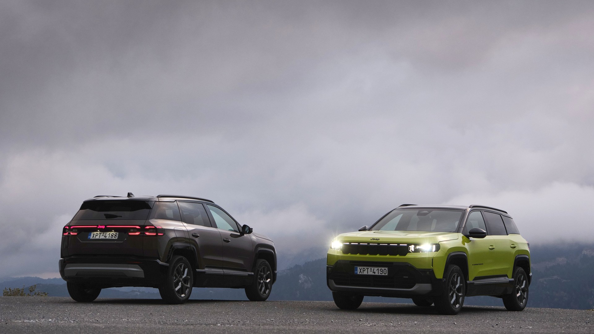 Πρώτη γνωριμία με το νέο Jeep Compass με φόντο την Αθηναϊκή Ριβιέρα