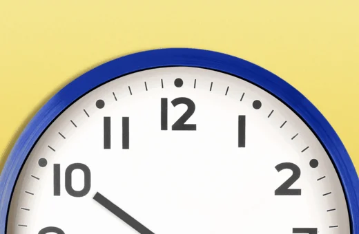 Αλλαγή ώρας 2026: Πότε γυρίζουμε τα ρολόγια μας μια ώρα μπροστά;