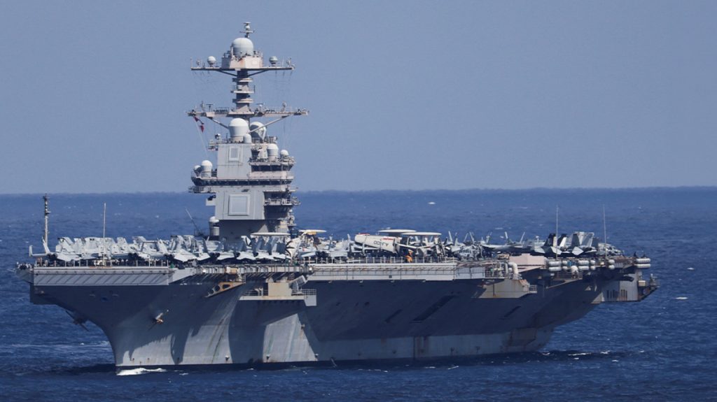 New York Times: Για 30 ώρες έκαιγε η φωτιά στο USS Gerald R. Ford, ναύτες κοιμούνται σε τραπέζια ή στο πάτωμα