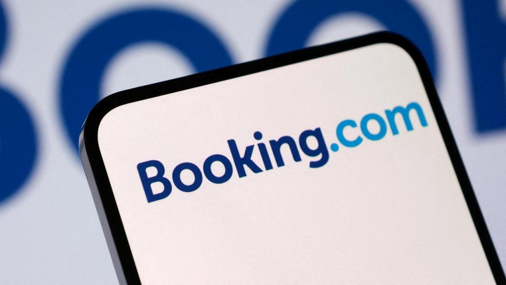 Booking.com: «Δεν μας ανησυχεί η αγωγή» – Σταθερή η ζήτηση και αισιοδοξία για τον ελληνικό τουρισμό