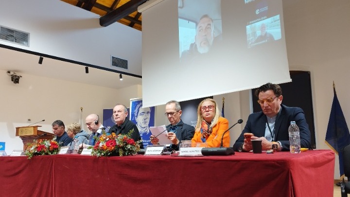 Μεσολόγγι: Δυνατό μήνυμα για την Ελευθερία του Τύπου από το συνέδριο «Δημοσιογράφοι στον Πόλεμο»