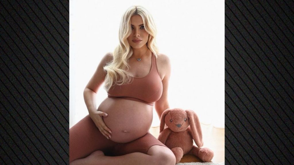 Κατερίνα Καινούργιου: Ποζάρει στον ένατο μήνα της εγκυμοσύνης της: Το να σε μεγαλώνω μέσα μου ήταν το πιο όμορφο ταξίδι της ζωής μου