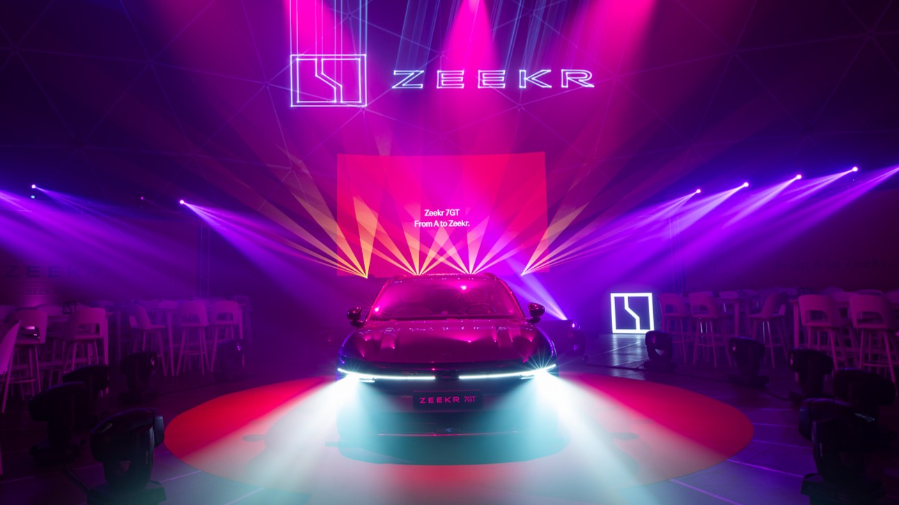 Zeekr: Στην Ελλάδα το νέο Zeekr 7GT - Συνεργασία με τον Γιώργο Πρίντεζη