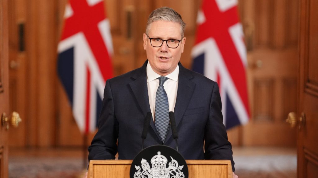 Αποφασισμένος να σταματήσει τον «σκιώδη ρωσικό στόλο» ο Στάρμερ - Ποια μέτρα λαμβάνει