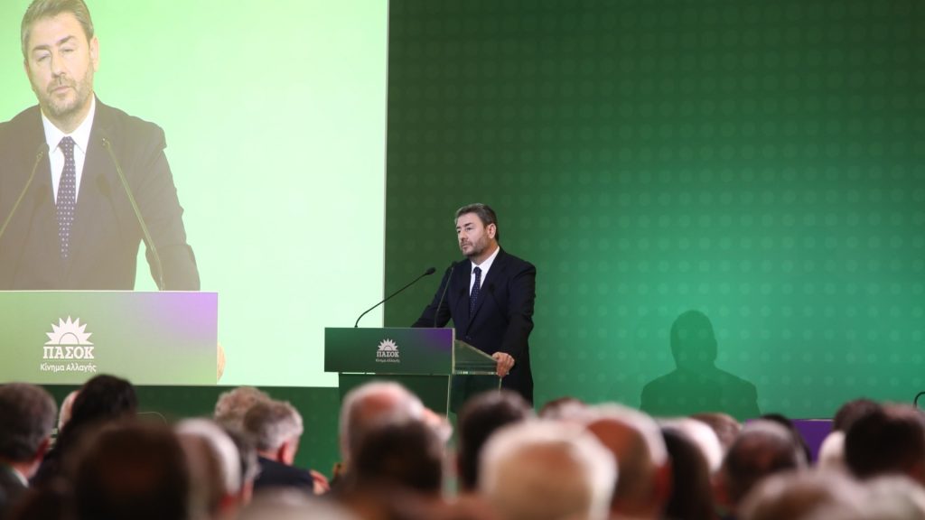 Συνέδριο ΠΑΣΟΚ: Το στοίχημα της «ακούνητης βελόνας» και η επόμενη μέρα