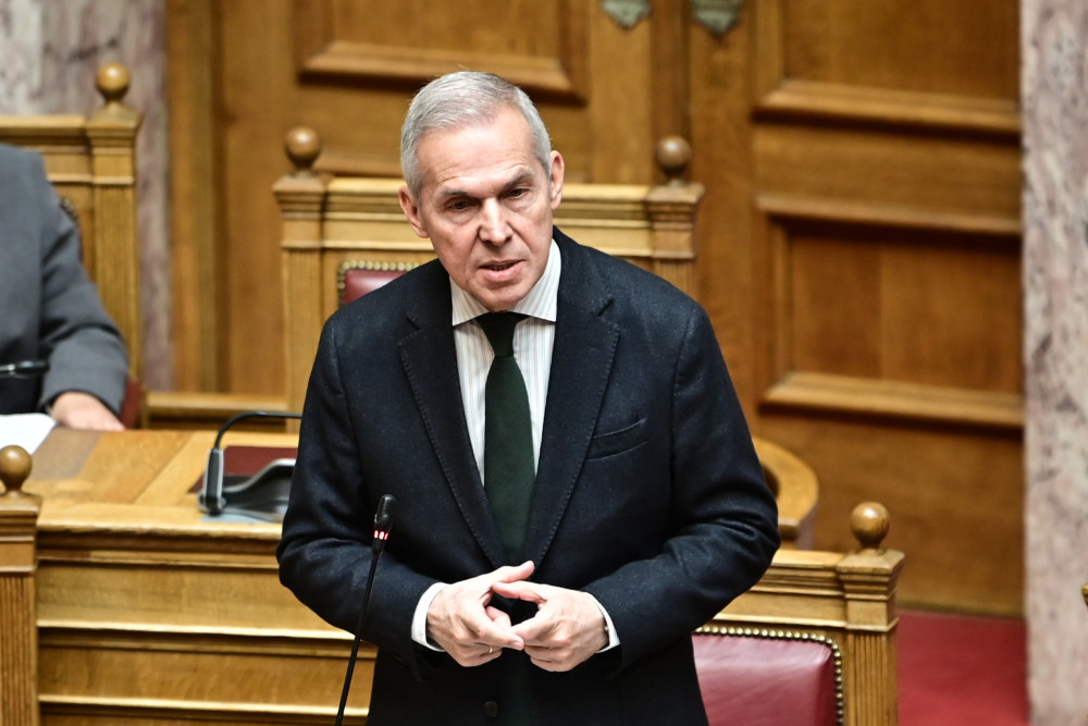 Θ. Δαβάκης: Αποστάσεις από τον αρχηγό ΓΕΕΘΑ - Η Ελλάδα δεν εμπλέκεται στον πόλεμο