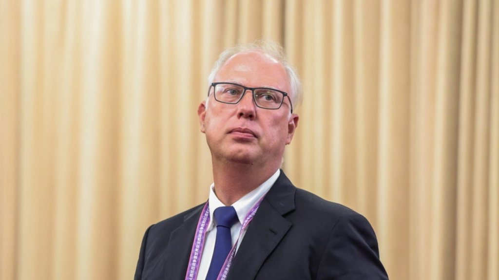 Σύμβουλος Βλαντίμιρ Πούτιν: Βρετανία και Ευρώπη σύντομα θα παρακαλούν για ρωσικό πετρέλαιο