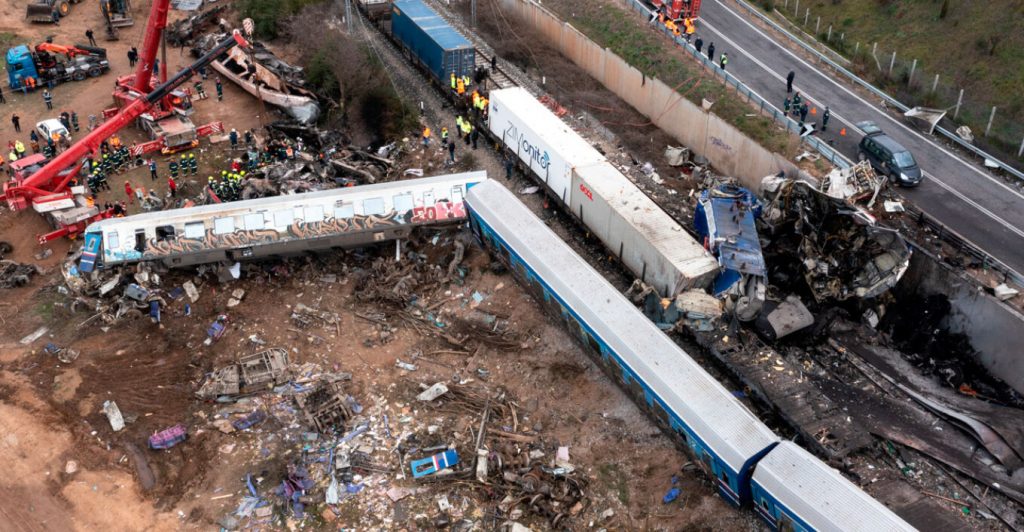 Πρωτοδικείο Αθηνών: Αποζημίωση 400.000 ευρώ από το Δημόσιο σε συγγενείς θύματος στο δυστύχημα των Τεμπών