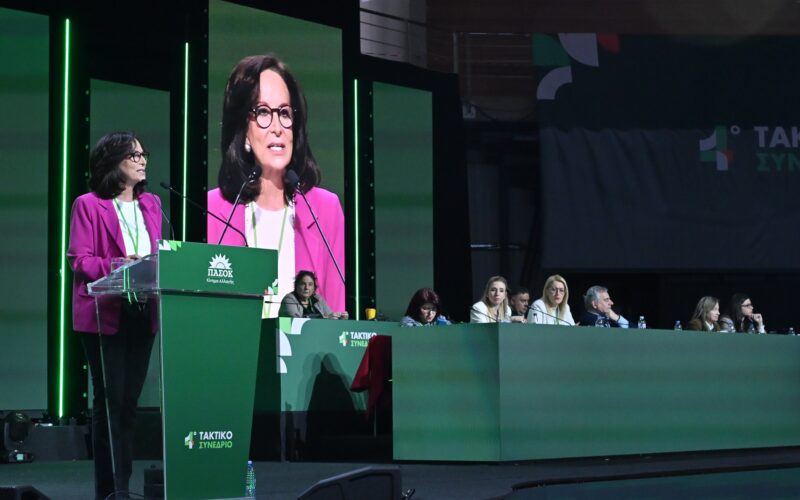 Συνέδριο ΠΑΣΟΚ: Προβάδισμα της Άννας Διαμαντοπούλου - Ποιοι προηγούνται