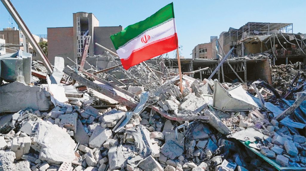 Associated Press: Οι σύμμαχοι του Τραμπ στον Κόλπο ζητούν συνέχεια του πολέμου μέχρι να ηττηθεί αποφασιστικά το Ιράν