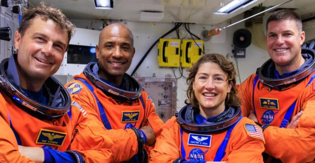 NASA: Γιατί επιστρέφει στη Σελήνη 50 χρόνια μετά και τι αλλάζει μετά τις αποστολές του Apollo