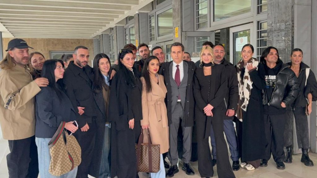 260401181124_dikastiriotouni-xrm