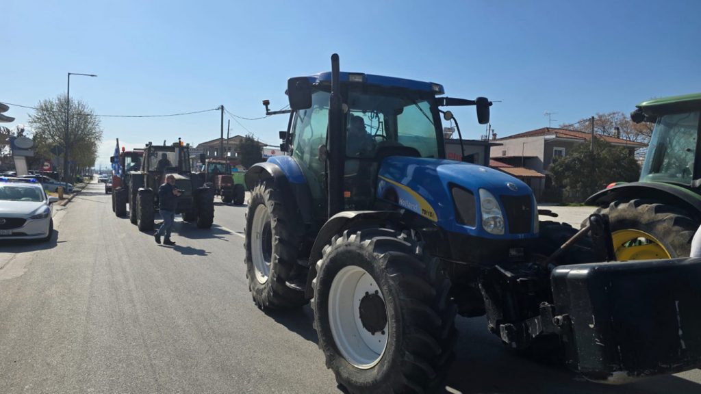 Στο δρόμο ξανά οι αγρότες της Καρδίτσας, μπλόκο στον Ε65 για ΟΠΕΚΕΠΕ - πληρωμές και αυξημένο κόστος