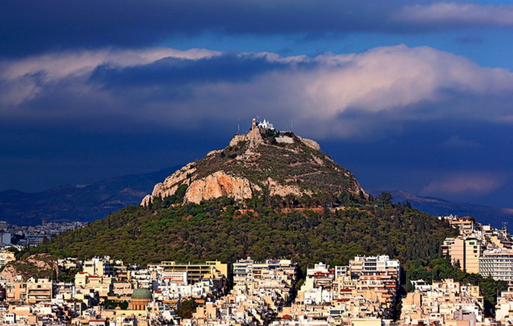 260410180800_ekklisiako_kedro2