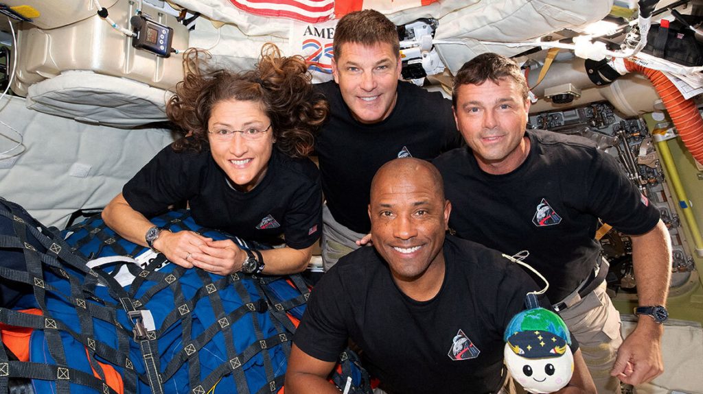 260411095322_artemis2-xrm