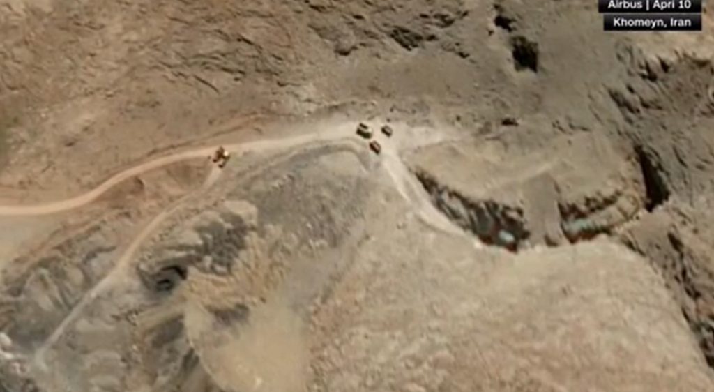 CNN: Οι Ιρανοί ξεθάβουν εκτοξευτές πυραύλους που είχαν κρύψει σε υπόγεια τούνελ - ΒΙΝΤΕΟ