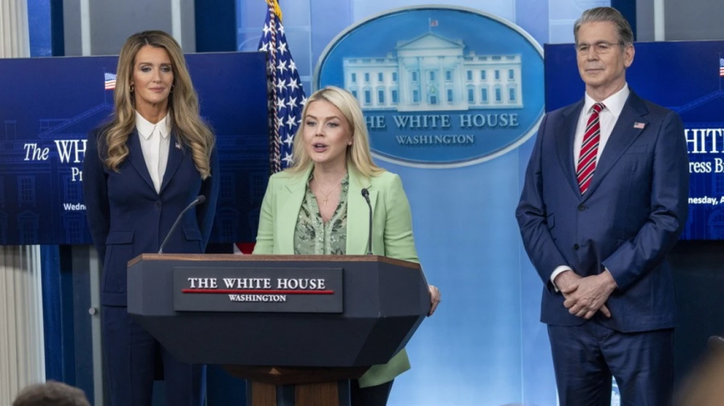 Ο Λευκός Οίκος λέει πως οι ΗΠΑ δεν ζήτησαν παράταση της εκεχειρίας με το Ιράν