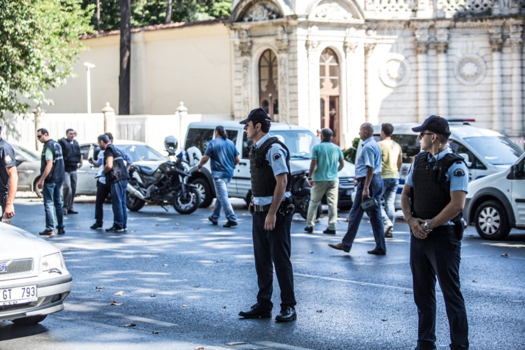 Τουρκία: Δεκάδες συλλήψεις για απειλές επιθέσεων σε σχολεία - «Αύριο θα έχετε νέα από τη Σεβάστεια»