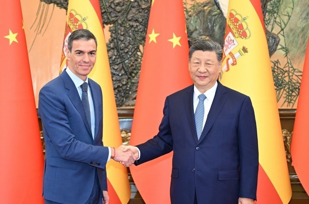 Να μπλοκάρει τα σχέδια της ΕΕ για ενίσχυση των ευρωπαϊκών επιχειρήσεων θέλει η Κίνα από την Ισπανία