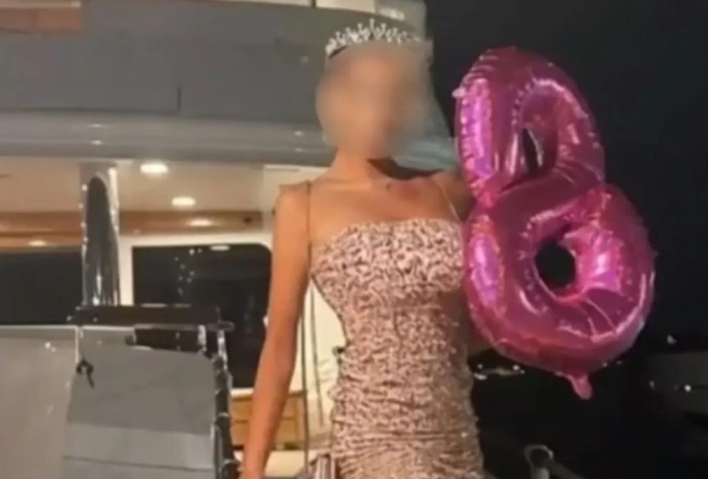 Γρίφος το τι συνέβη τις τελευταίες ώρες πριν πεθάνει η Μυρτώ: Τα SMS με τον 66χρονο, ο ρόλος του 23χρονου φίλου της και η απότομη διακοπή βιντεοκλήσης