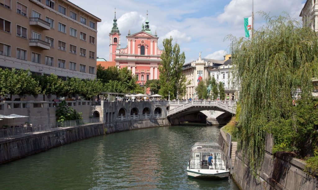 260419105828_b9448d76-ljubljana-evropi