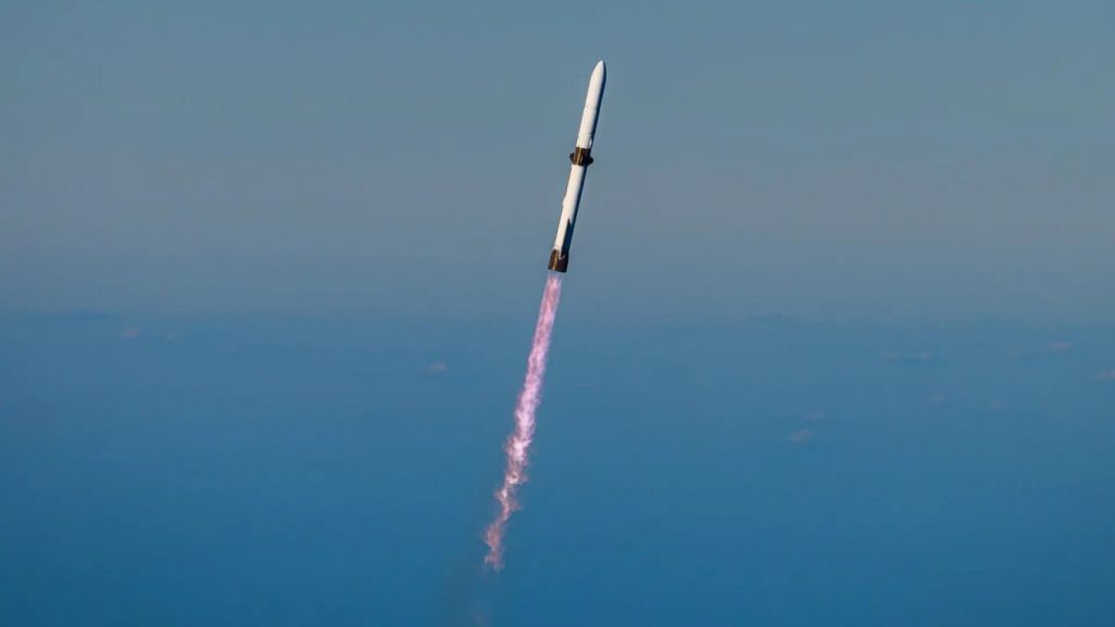 Πλήγμα για την Blue Origin του Τζεφ Μπέζος: Ο πύραυλος New Glenn τοποθέτησε δορυφόρο σε λάθος τροχιά