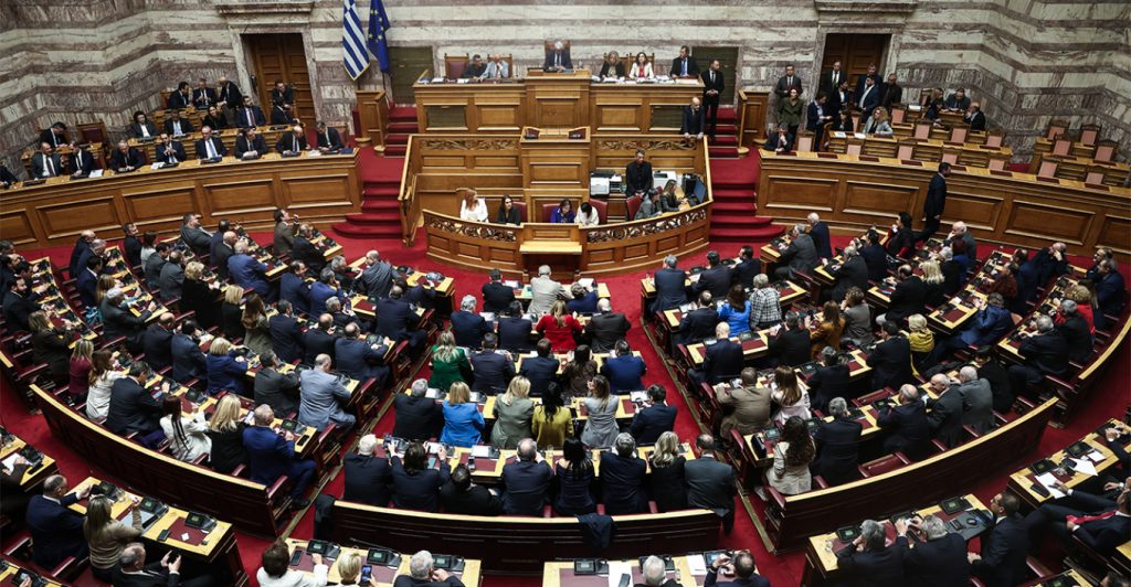 Νέος εκλογικός νόμος: Γερμανικό μοντέλο με έως 250 οι βουλευτές και 7 μεγάλες περιφέρειες