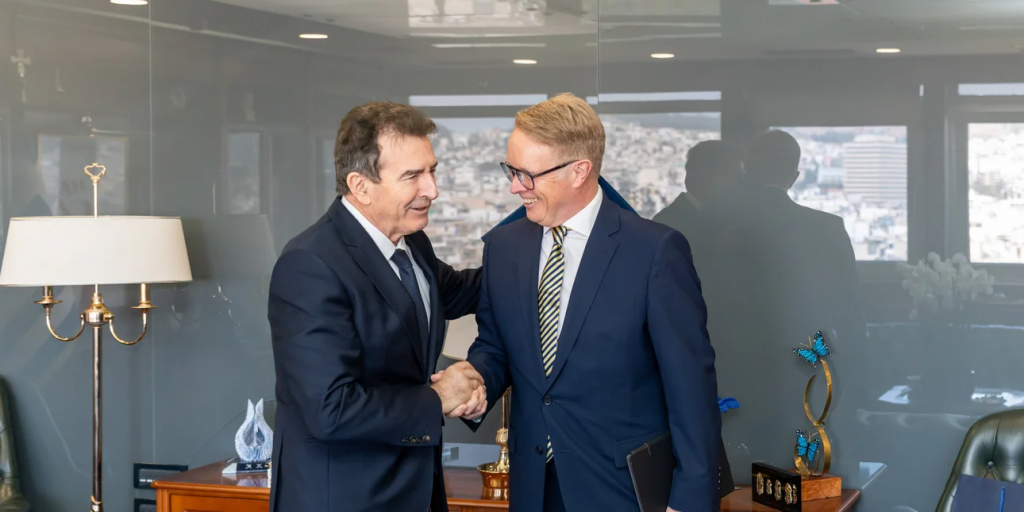 Με τον εκτελεστικό διευθυντή της Frontex συναντήθηκε ο Μιχάλης Χρυσοχοΐδης για την ενίσχυση συνεργασίας στα εξωτερικά σύνορα της ΕΕ