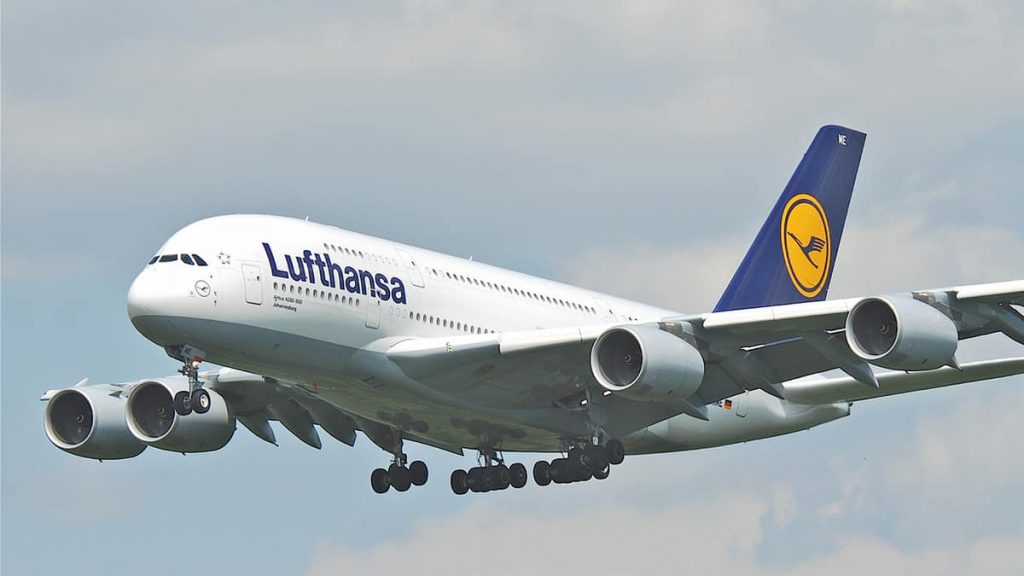 Γερμανία: Η Lufthansa καταργεί 20.000 μη κερδοφόρες πτήσεις για την εξοικονόμηση κηροζίνης