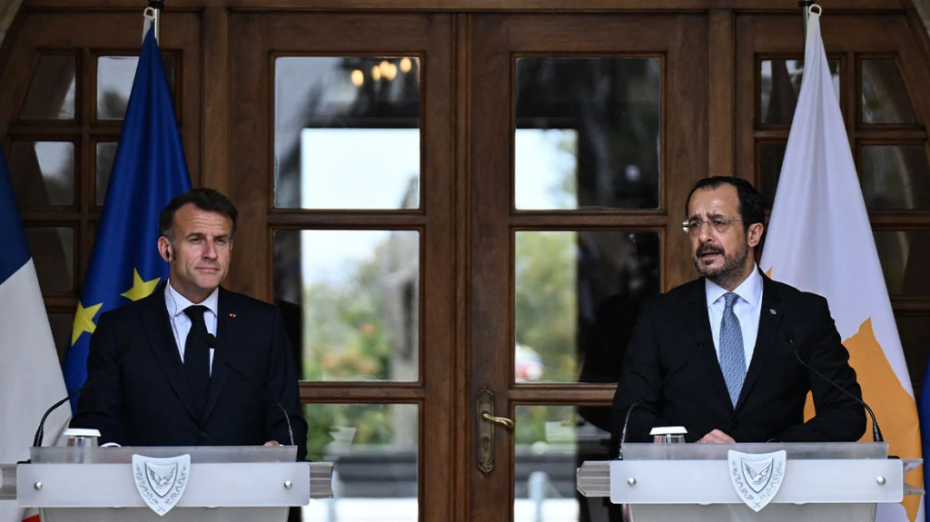 Ενίσχυση στρατηγικής συνεργασίας με την Κύπρο σε άμυνα και ασφάλεια, αναφέρει ο Εμανουέλ Μακρόν από την Λευκωσία