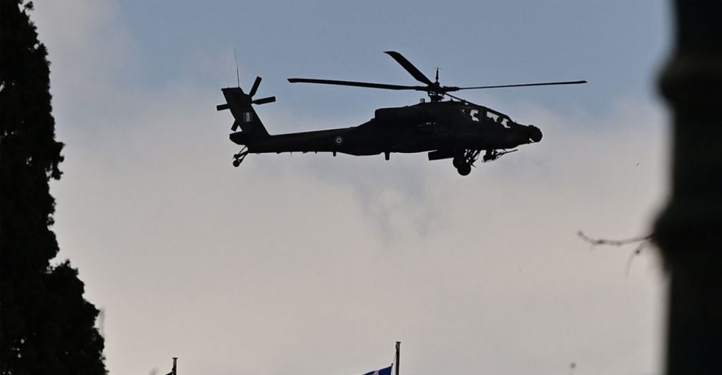 Αναγκαστική προσγείωση ελικοπτέρου της Πολεμικής Αεροπορίας στο Ηράκλειο Κρήτης