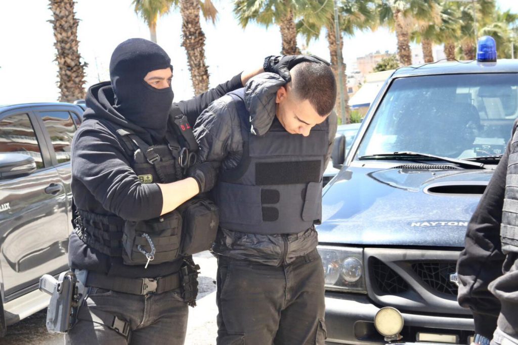 Δολοφονία στον Άγιο Δημήτριο: «Ειχε μαζί το μαχαίρι γιατί φοβόταν», είπε ο δικηγόρος του 20χρονου κατηγορούμενου